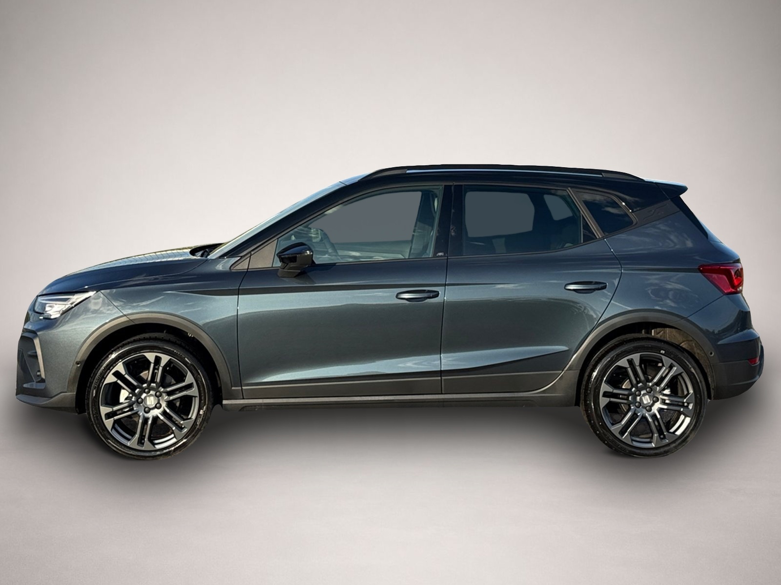 Seat Arona (06/2026, Benzin)