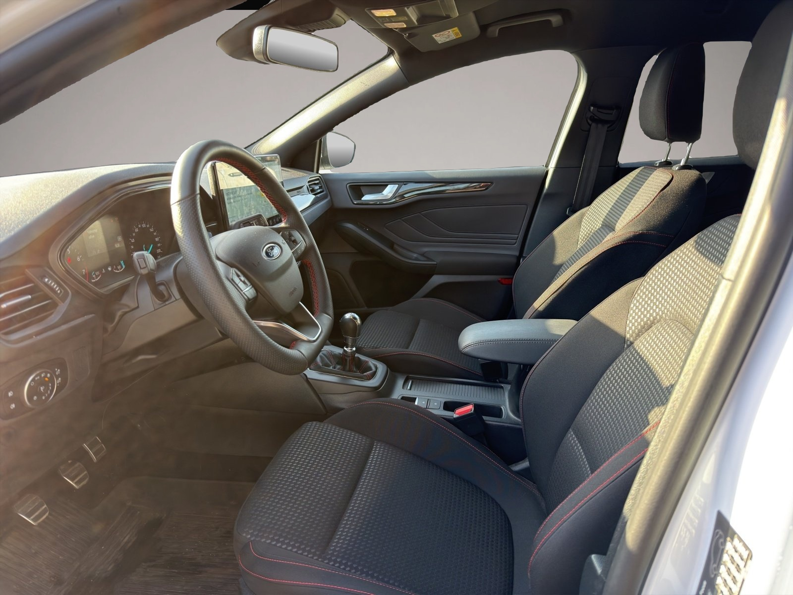 Ford Focus (02/2025, Benzin)
