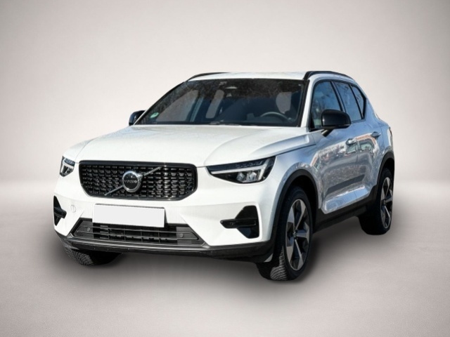 Volvo XC40 (11/2023, Benzin)