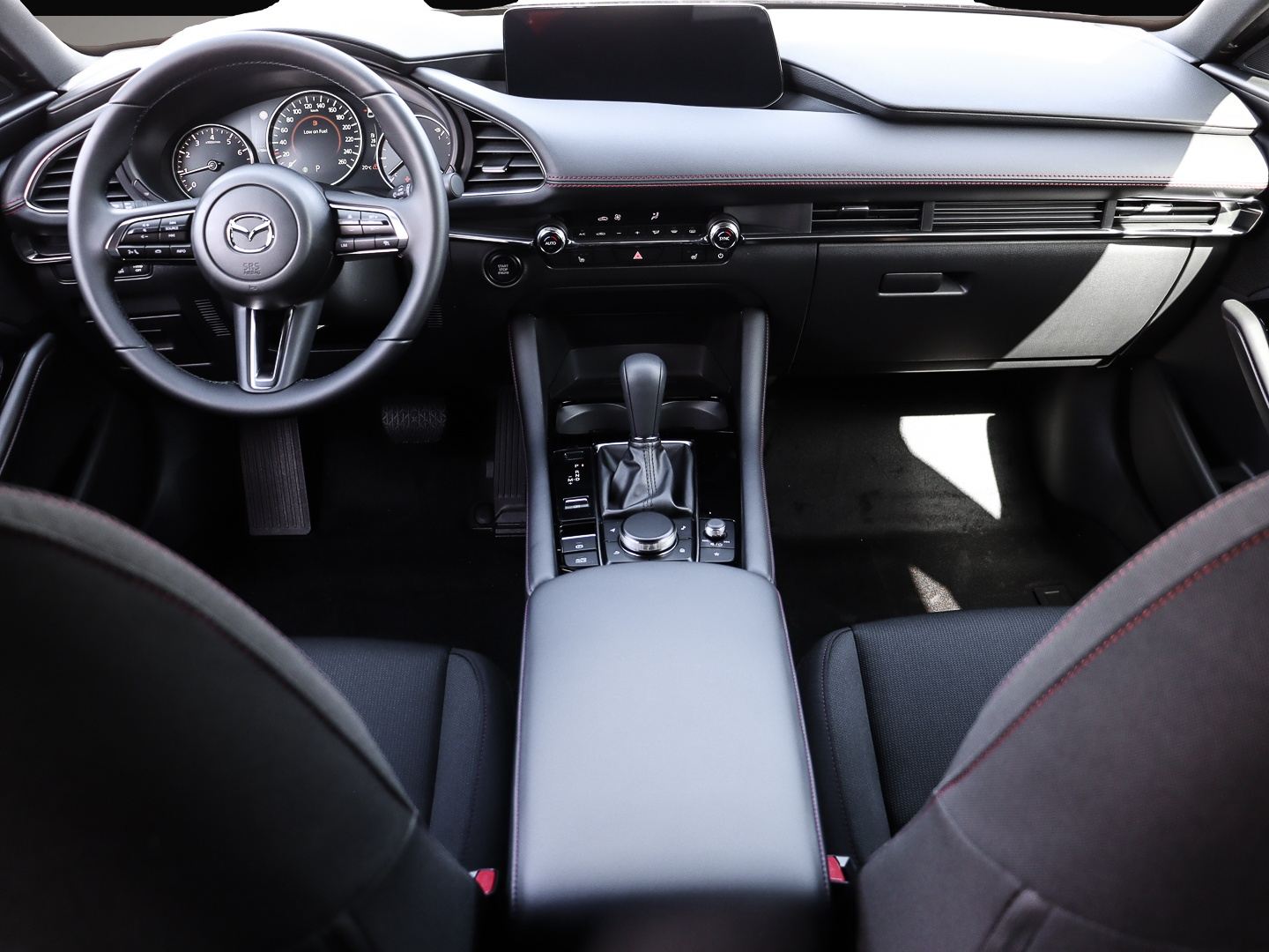 Mazda 3 (05/2026, Benzin)