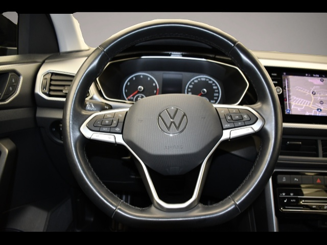 Volkswagen T-Cross (03/2022, )