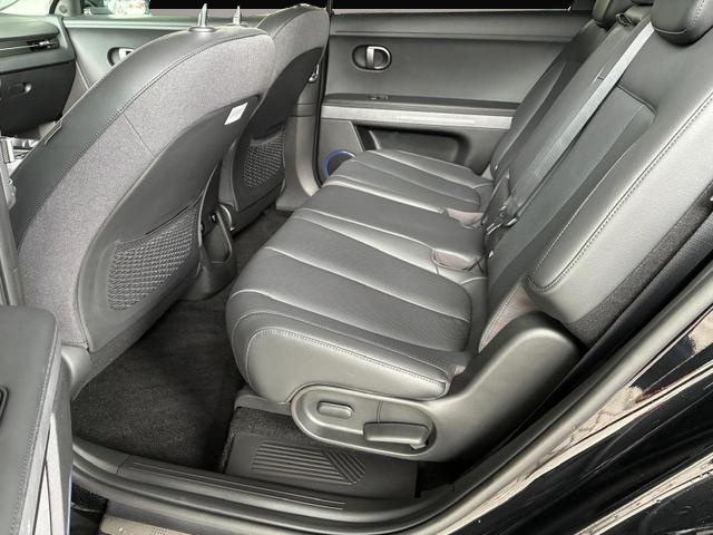 Hyundai IONIQ 5 (10/2025, ELECTRIC)