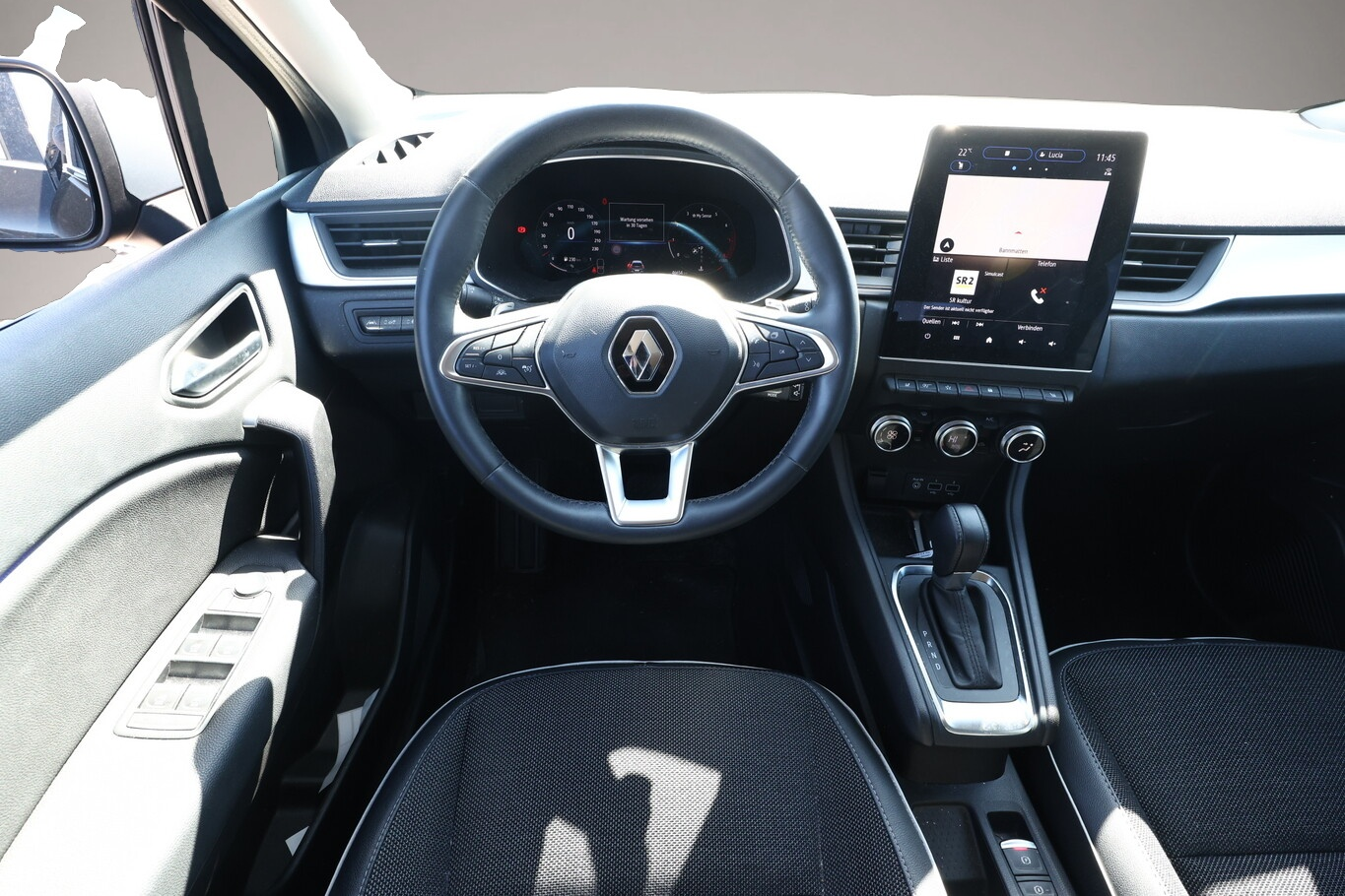 Renault Captur (04/2023, Benzin)
