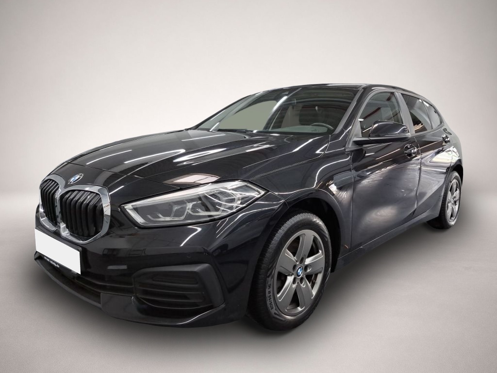 BMW 118 (06/2024, )