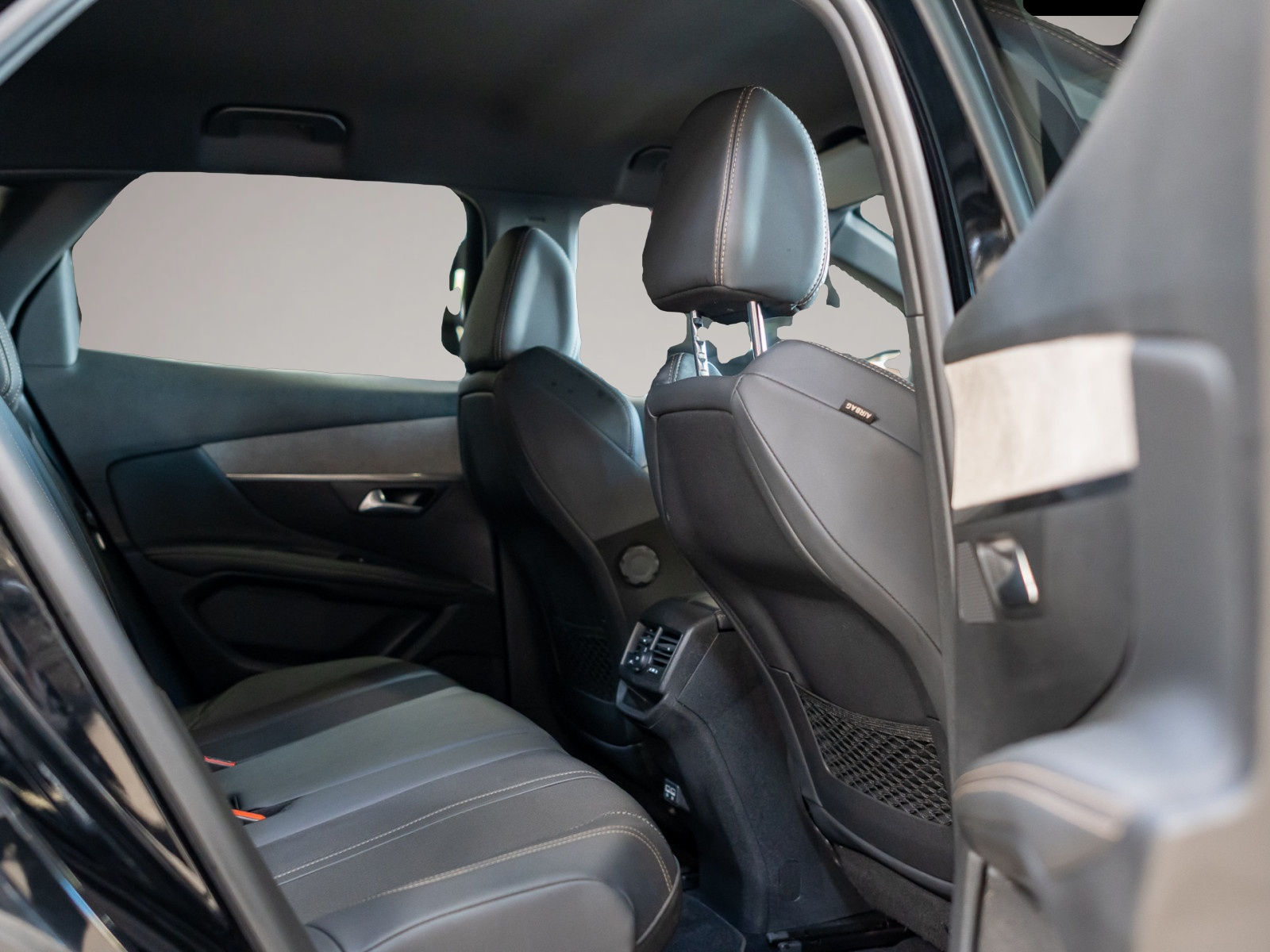 Peugeot 3008 (12/2023, Benzin)