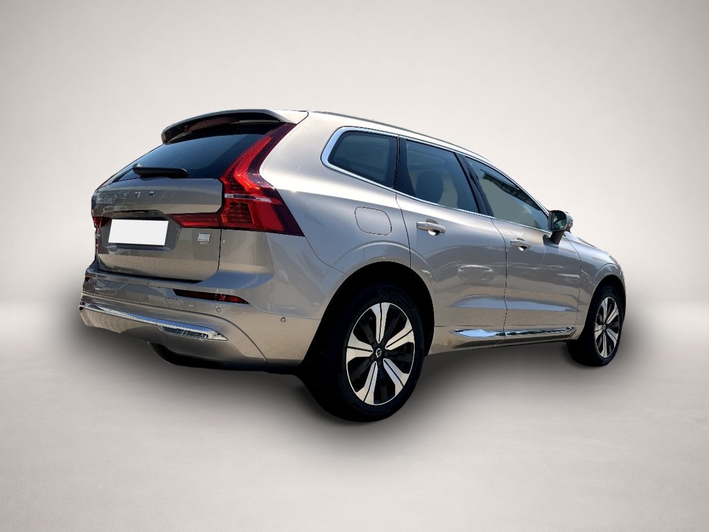 Volvo XC60 (06/2023, )