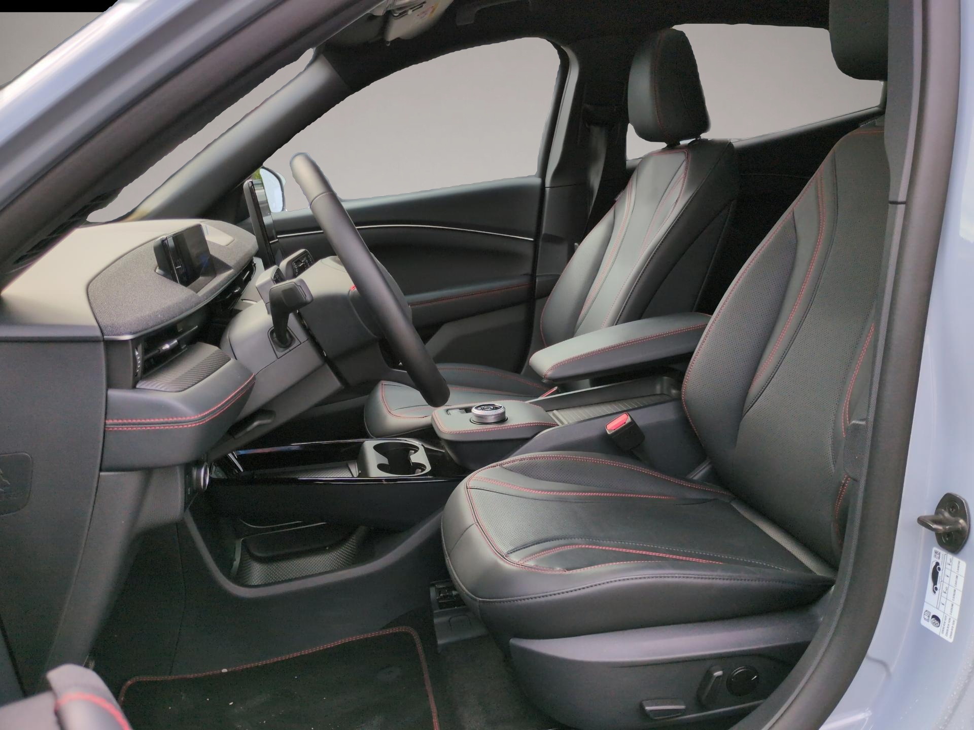 Ford Mustang Mach-E (01/2026, ELECTRIC)