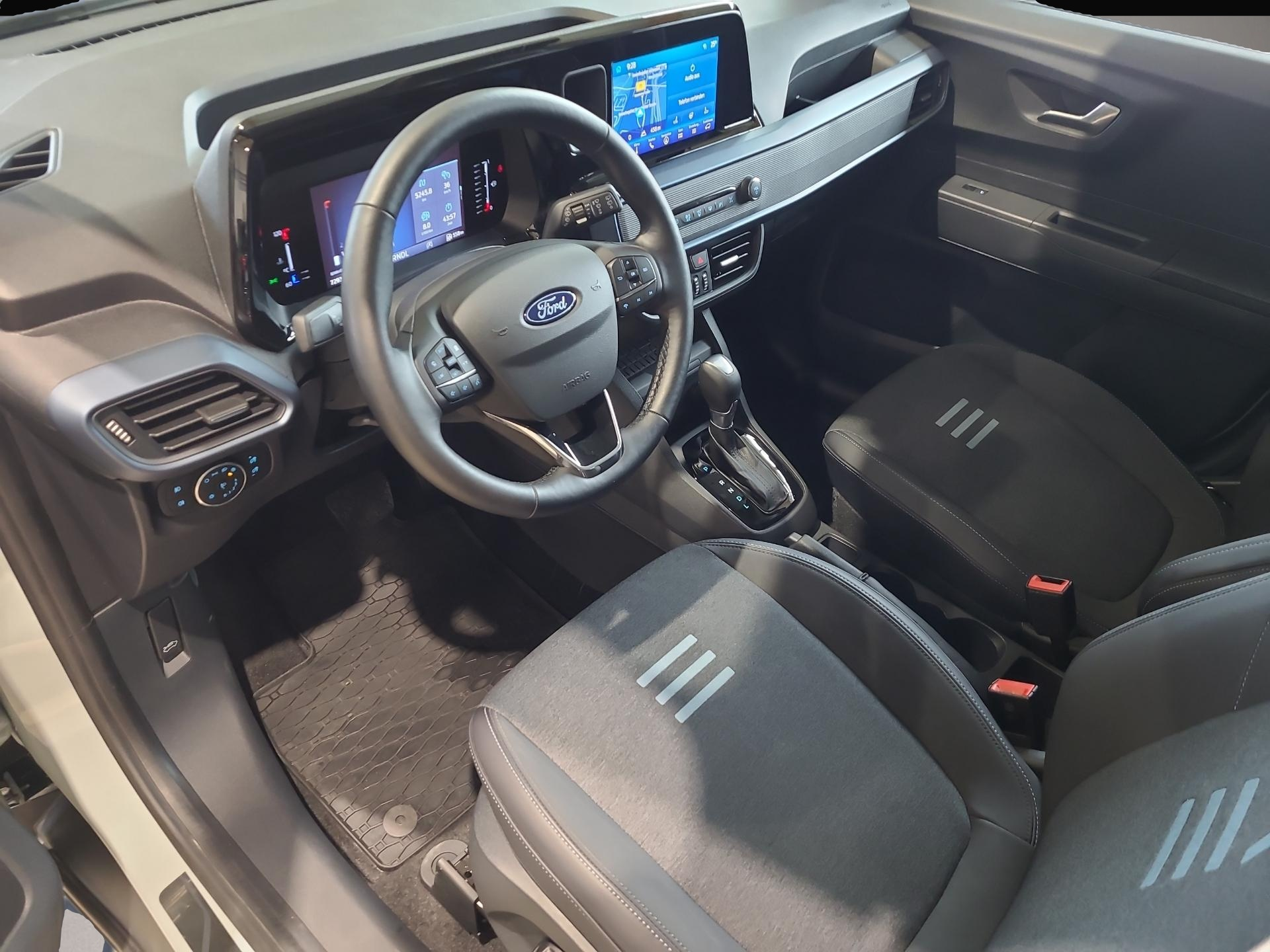 Ford Tourneo Courier (05/2025, Benzin)