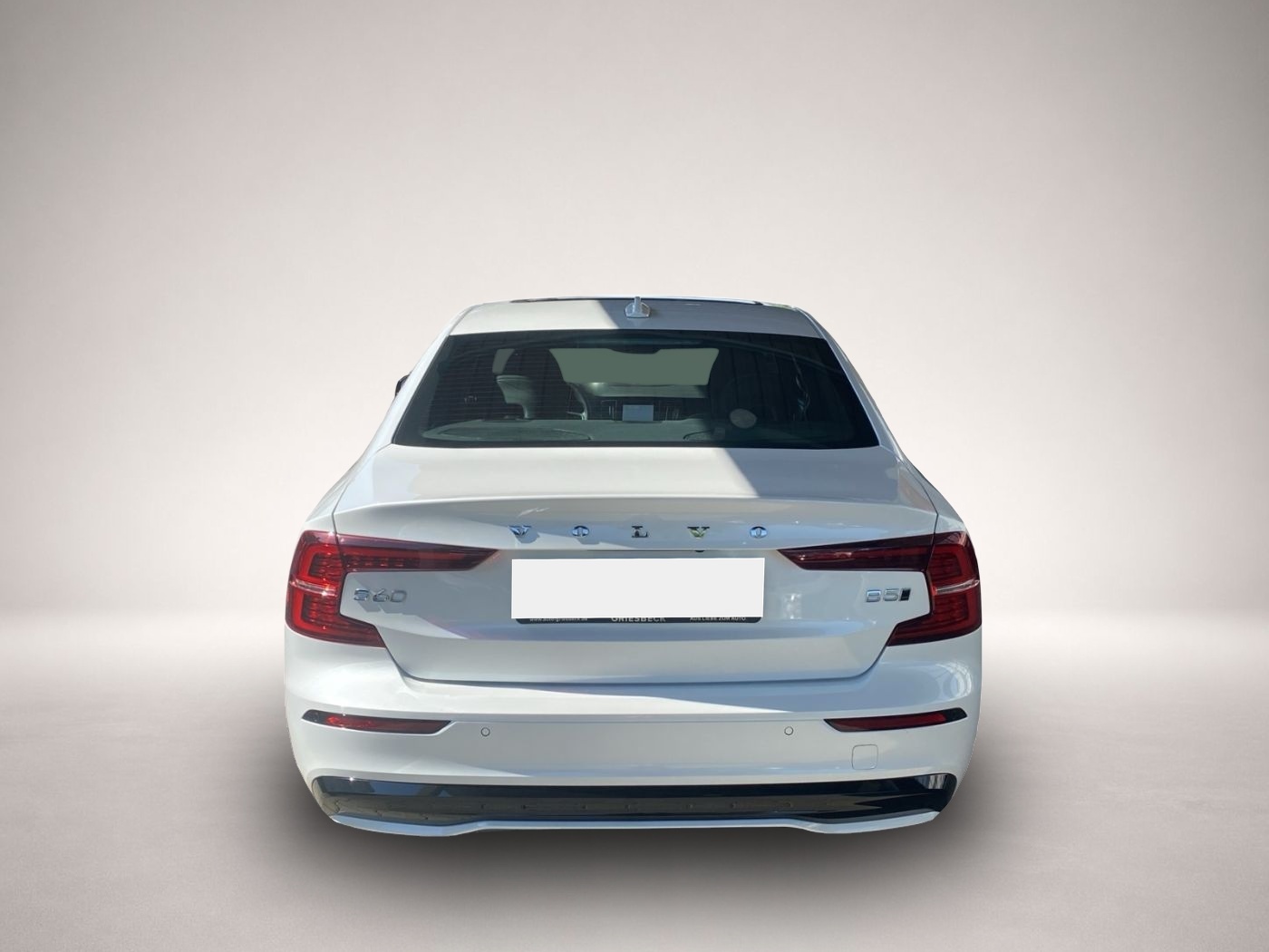 Volvo S60 (04/2023, Benzin)