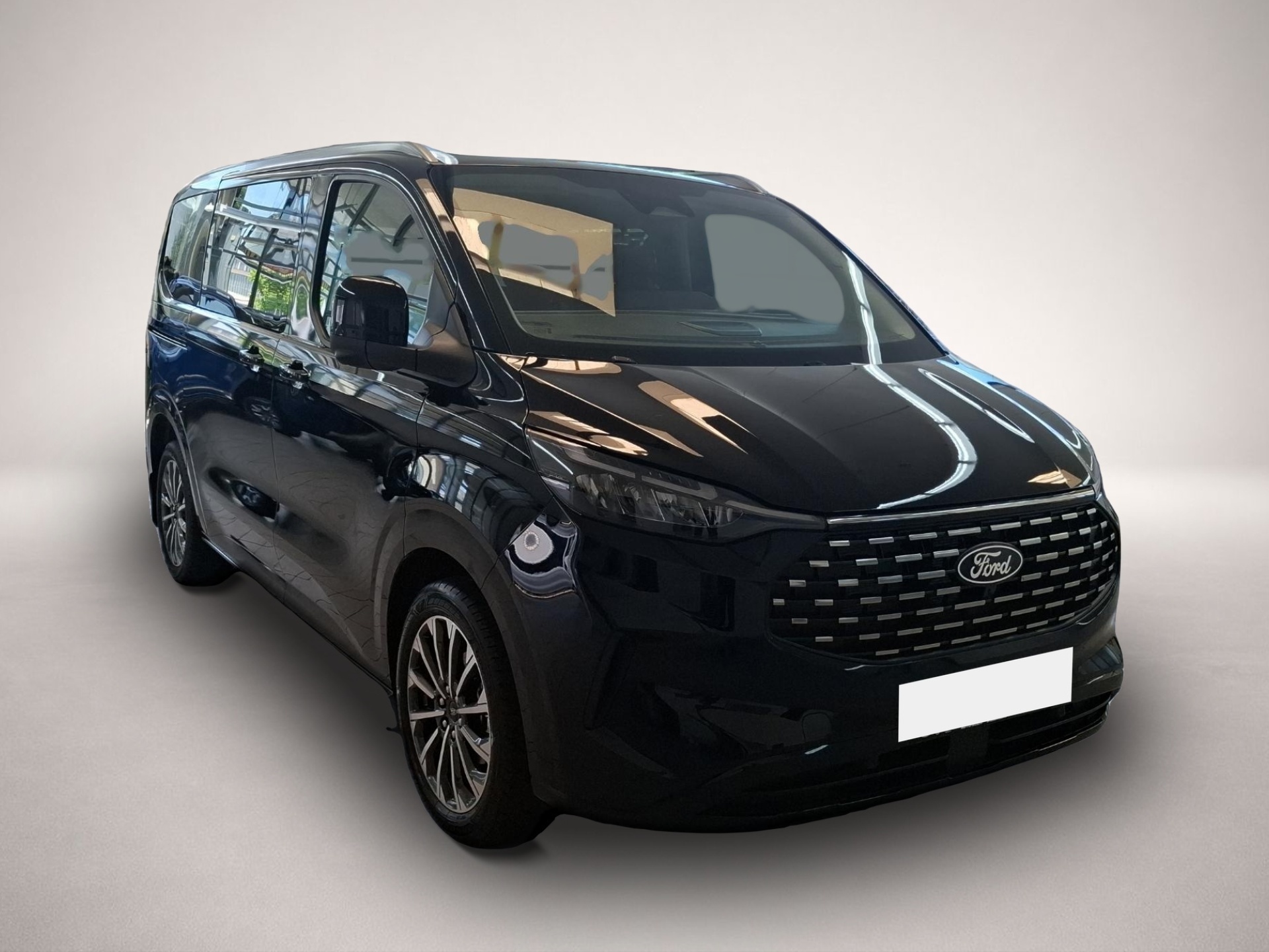 Ford Tourneo Custom (01/2026, Diesel)