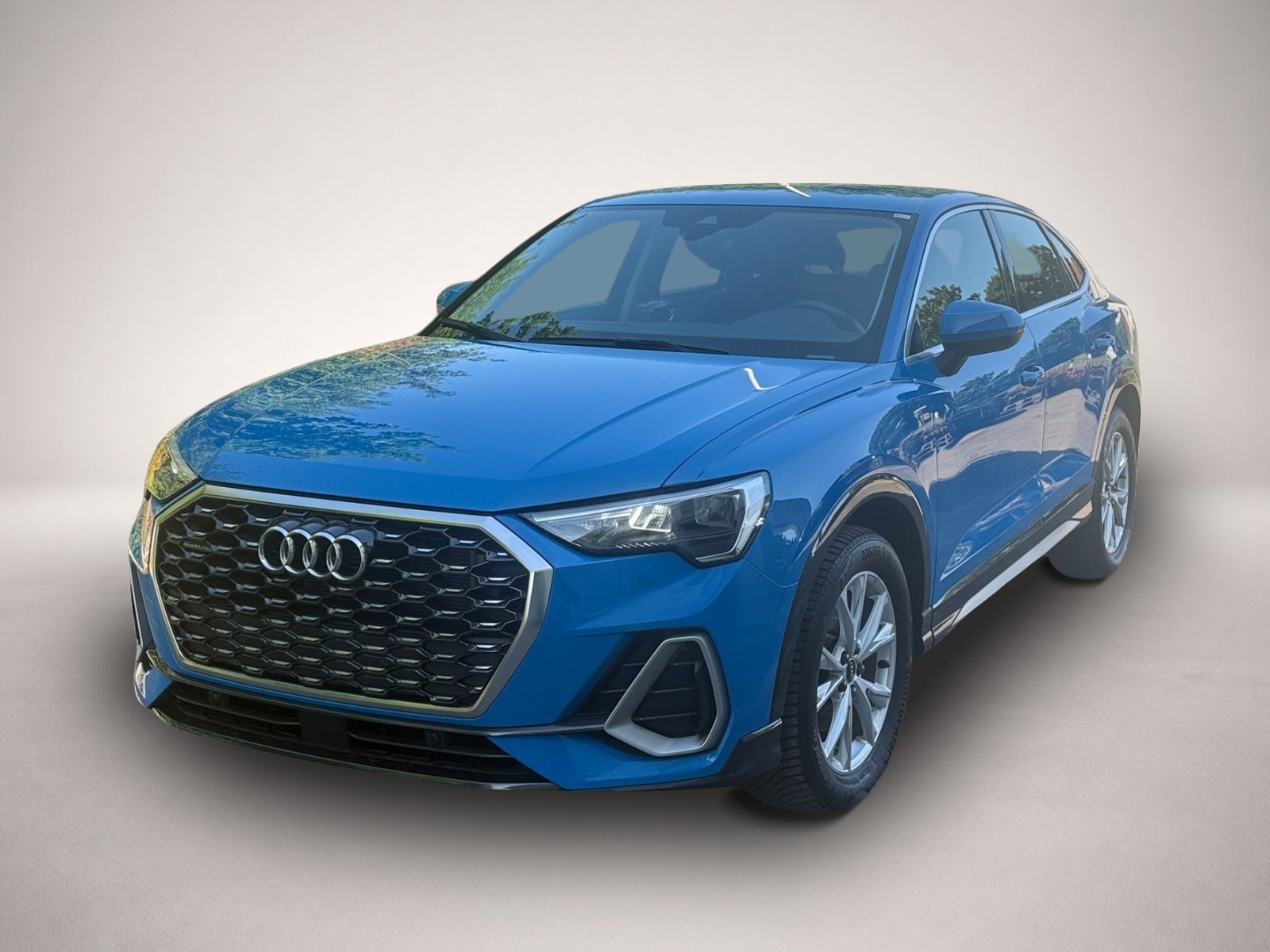 Audi Q3 (05/2022, )