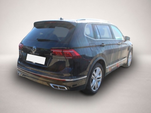 Volkswagen Tiguan Allspace (04/2023, Benzin)