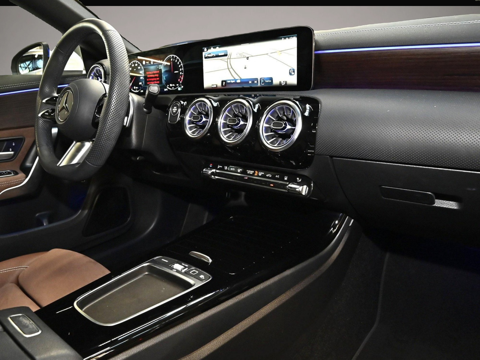 Mercedes-Benz CLA 250 (06/2025, Hybrid (Benzin/Elektro))