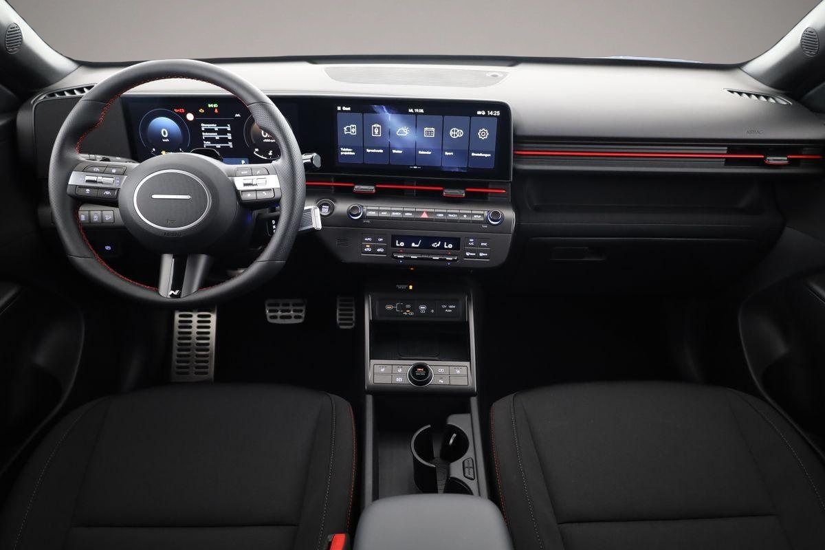 Hyundai KONA (08/2026, Benzin)