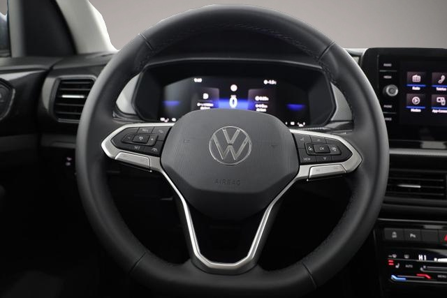 Volkswagen T-Cross (12/2025, Benzin)