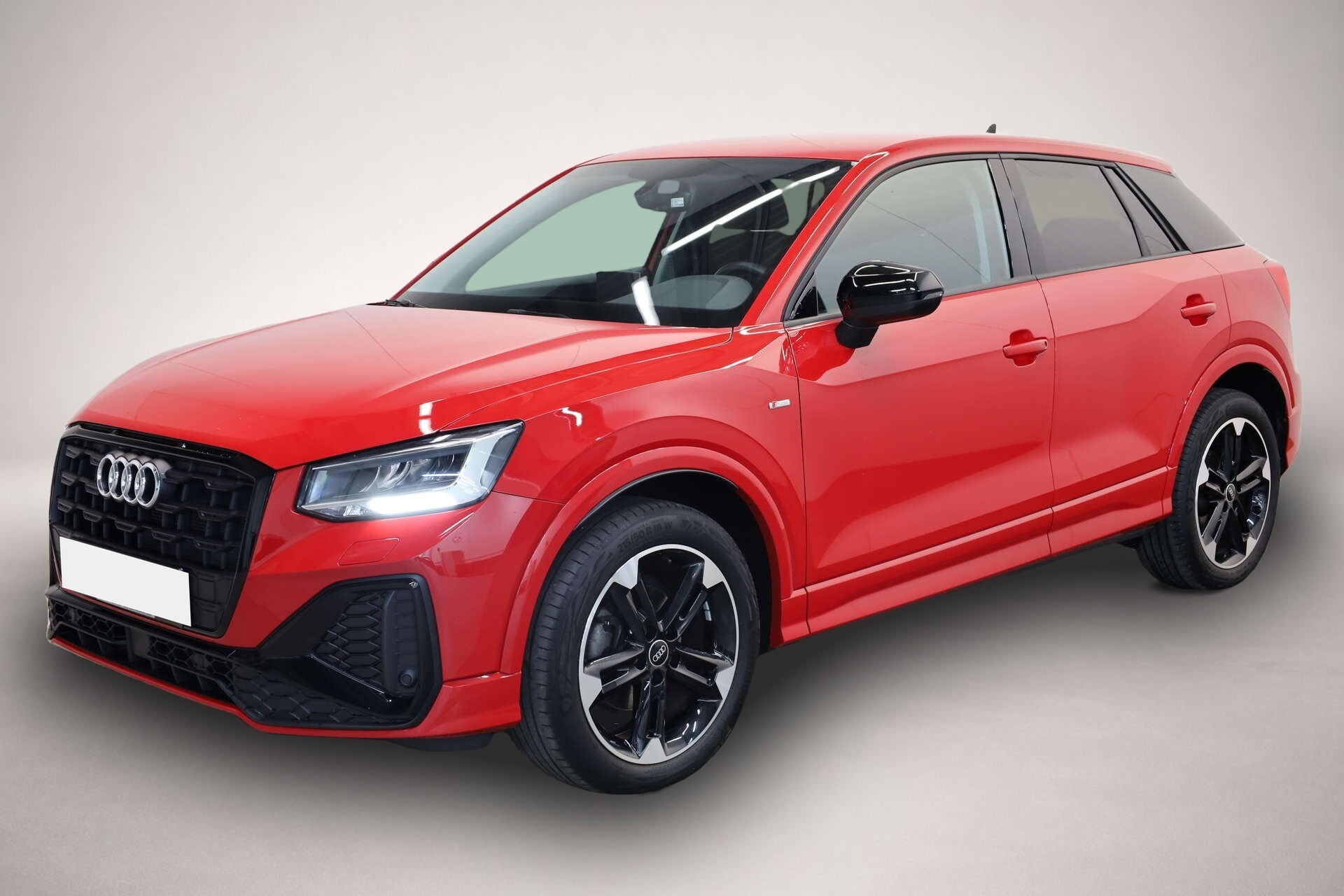 Audi Q2 (04/2022, Benzin)