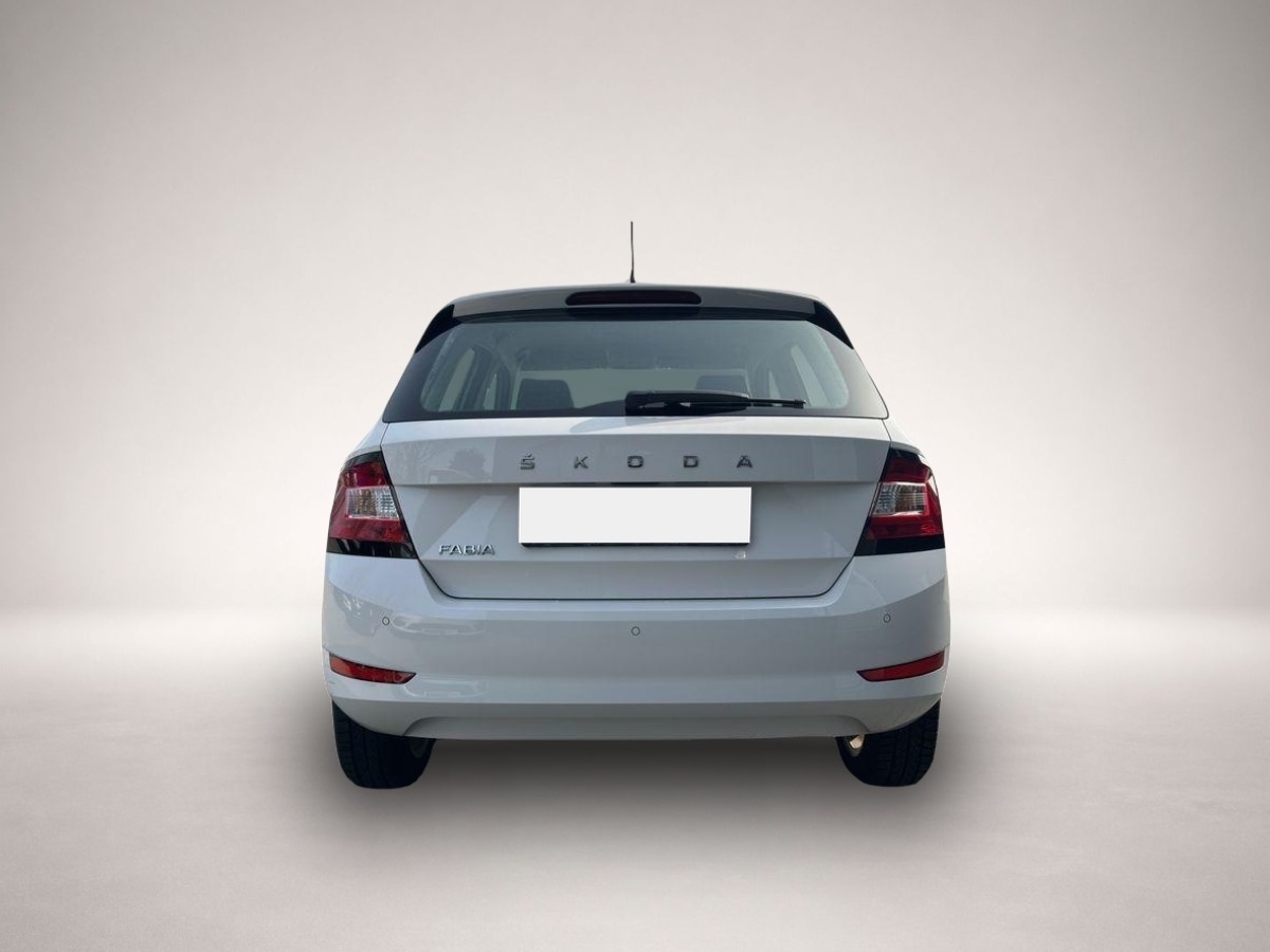 Skoda Fabia (08/2020, Benzin)