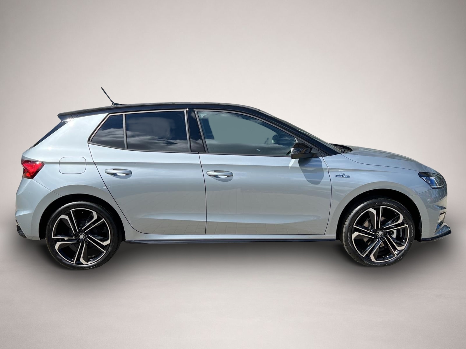 Skoda Fabia (, Benzin)