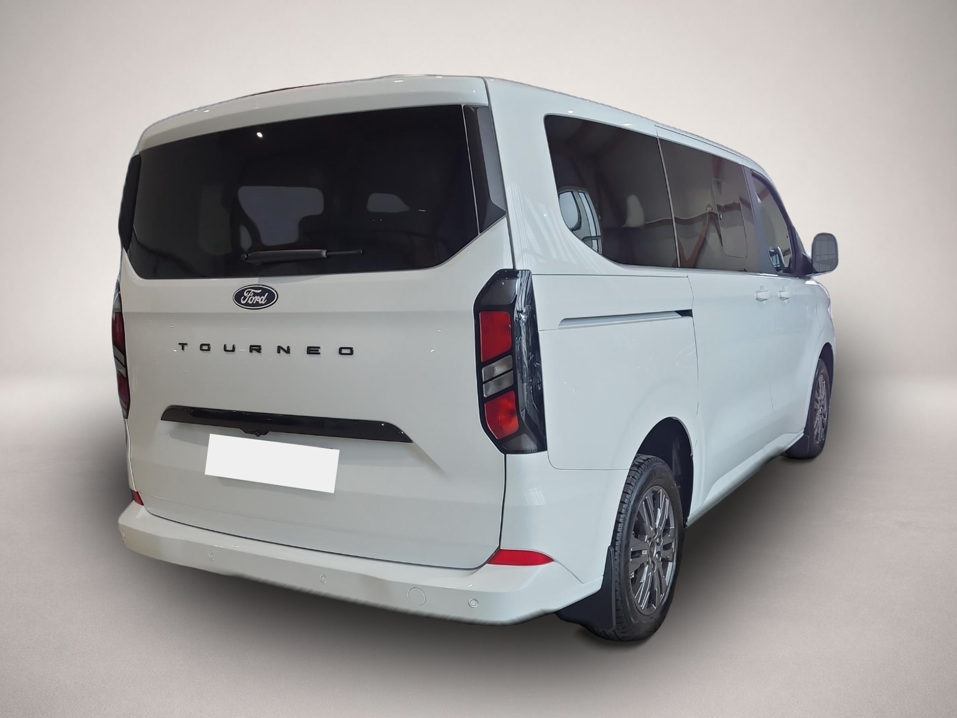 Ford Tourneo Custom (01/2026, Diesel)