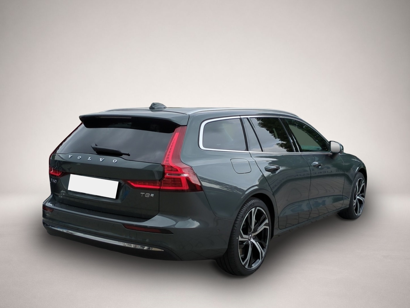 Volvo V60 (05/2025, Hybrid (Benzin/Elektro))