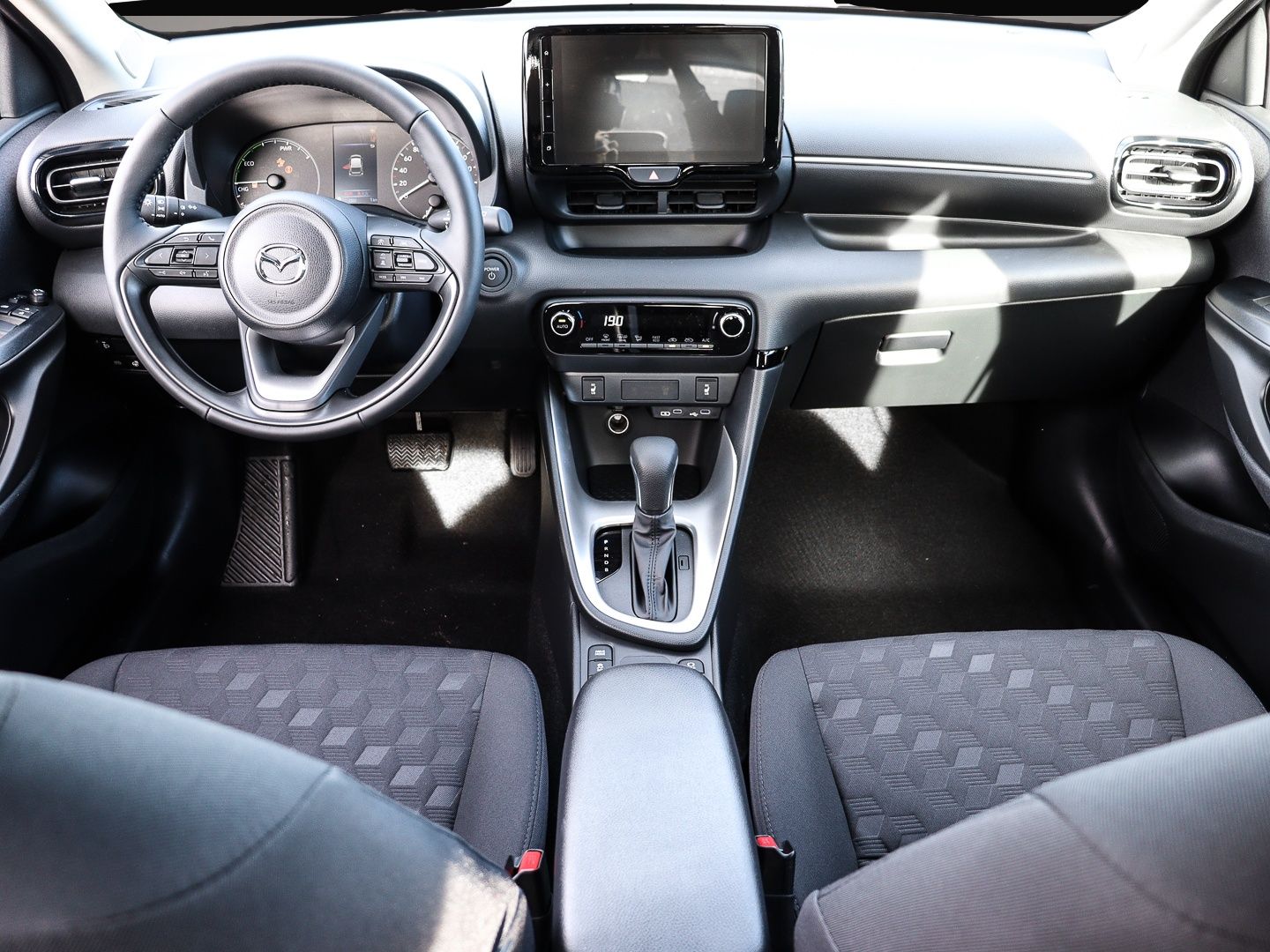 Mazda 2 Hybrid (04/2026, Hybrid (Benzin/Elektro))