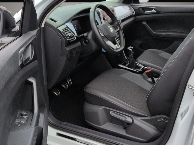 Volkswagen T-Cross (01/2025, Benzin)