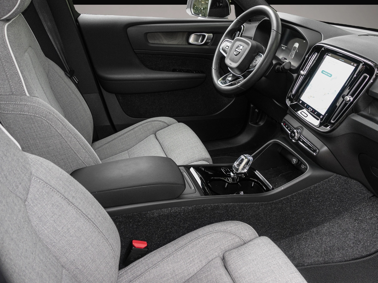 Volvo C40 (10/2022, ELECTRIC)