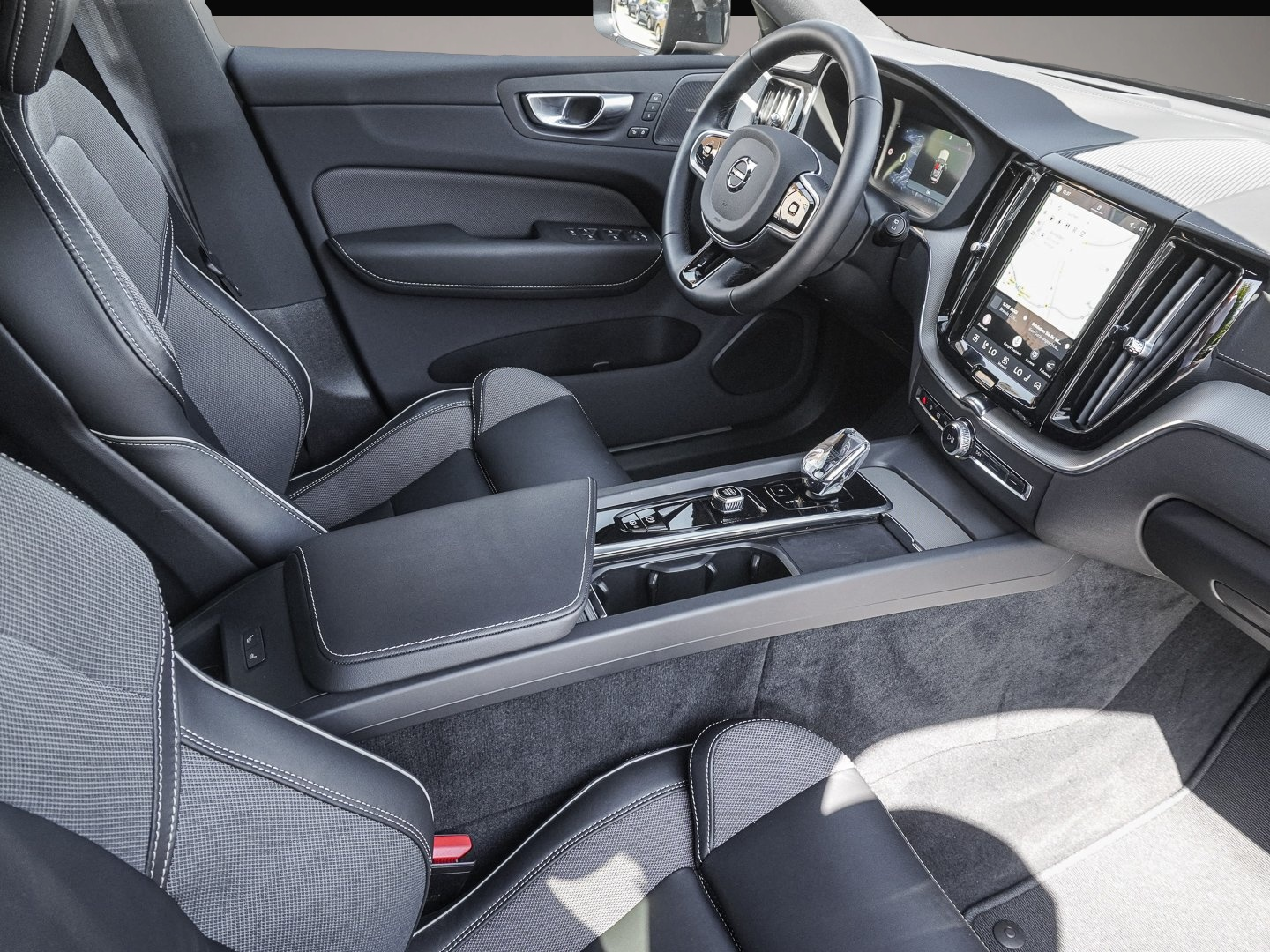 Volvo XC60 (12/2024, )