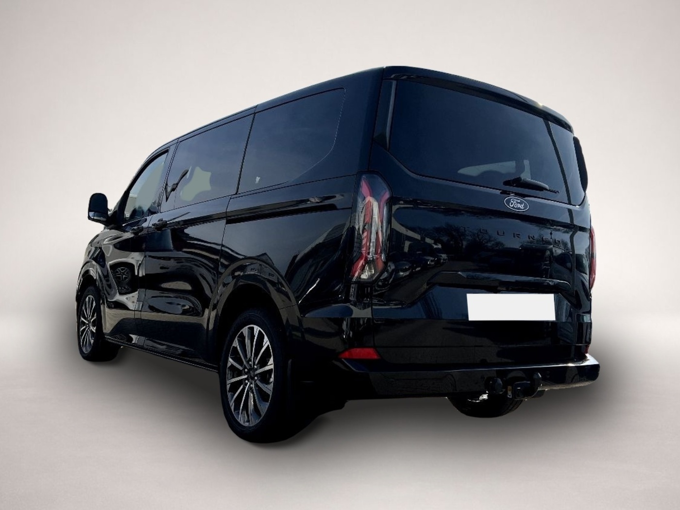 Ford Tourneo Custom (10/2025, Diesel)