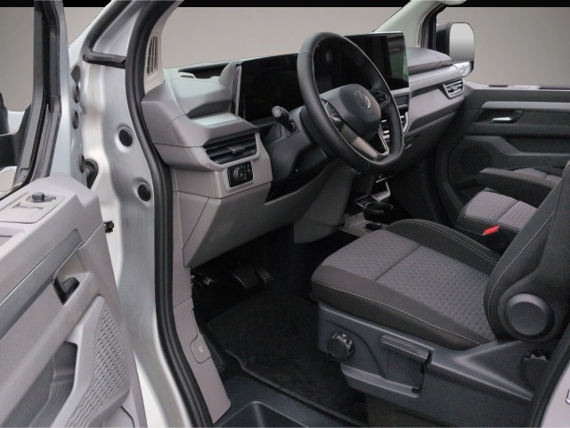 Volkswagen T7 Caravelle (, Diesel)