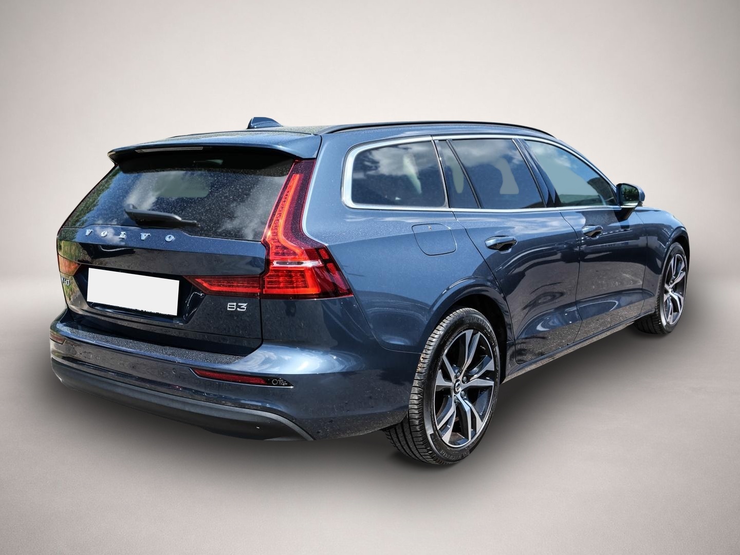 Volvo V60 (06/2024, Benzin)