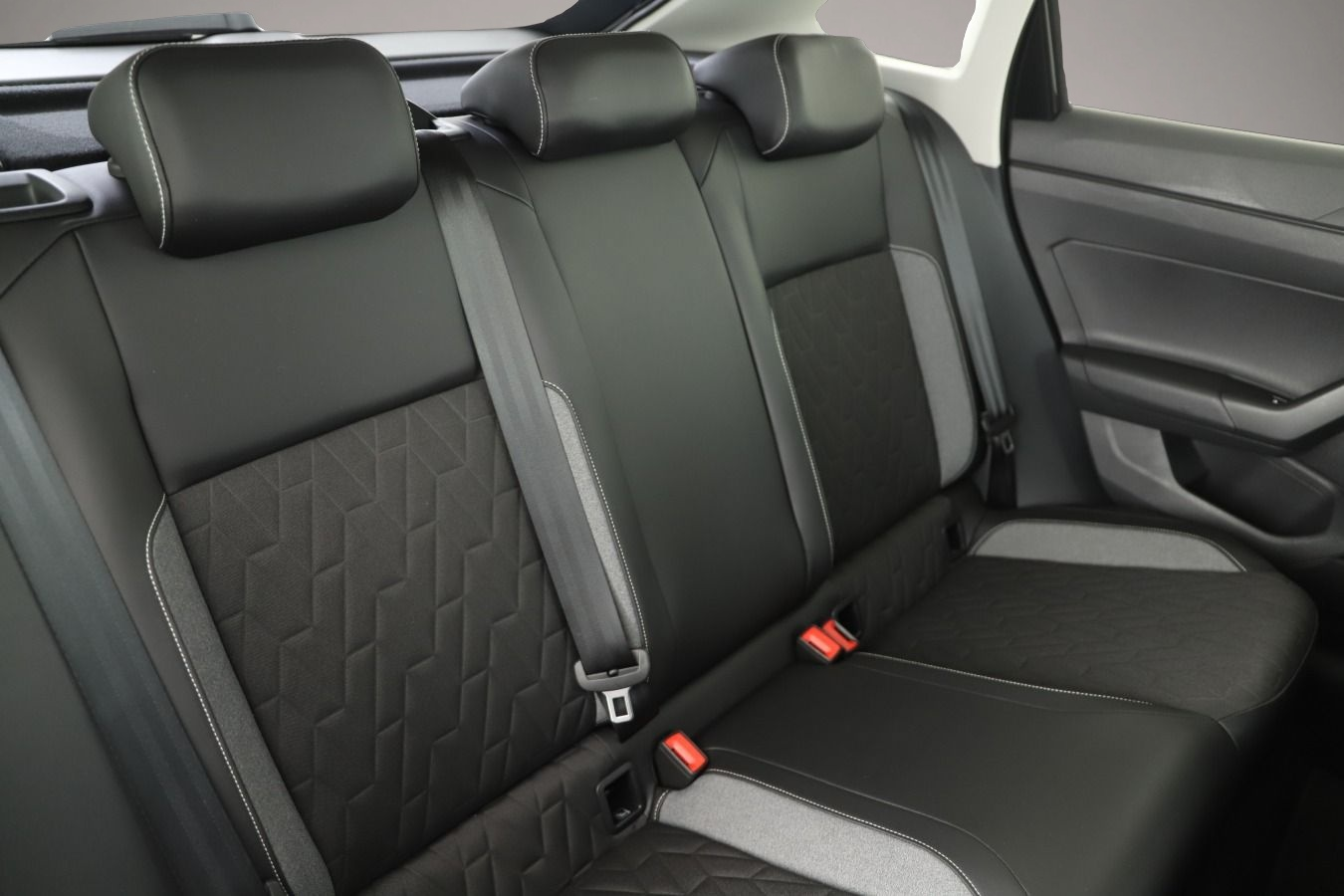 Volkswagen Taigo (05/2025, Benzin)