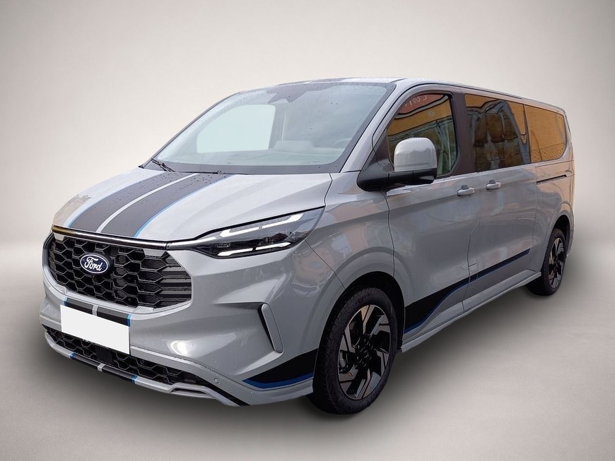 Ford Tourneo Custom (04/2026, Diesel)