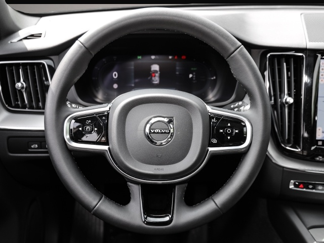 Volvo XC60 (12/2023, Hybrid (Benzin/Elektro))