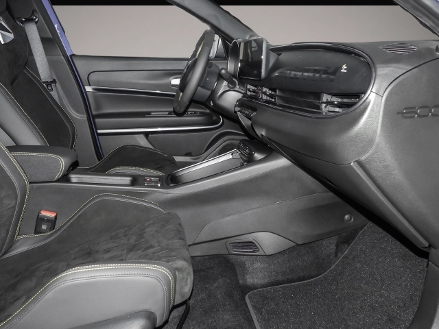 Abarth 600e, image 5 of 6