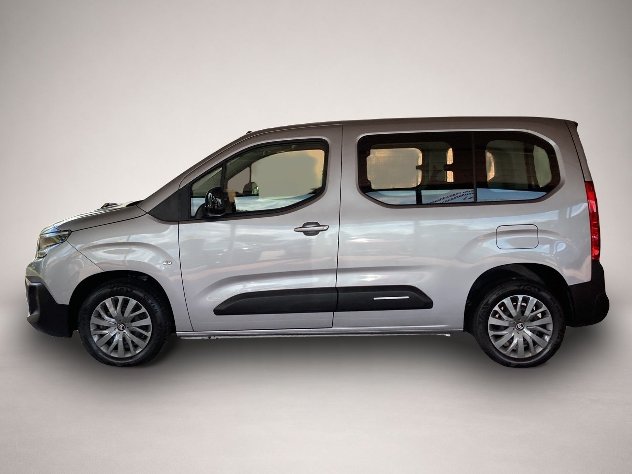 Citroen Berlingo (10/2024, Benzin)