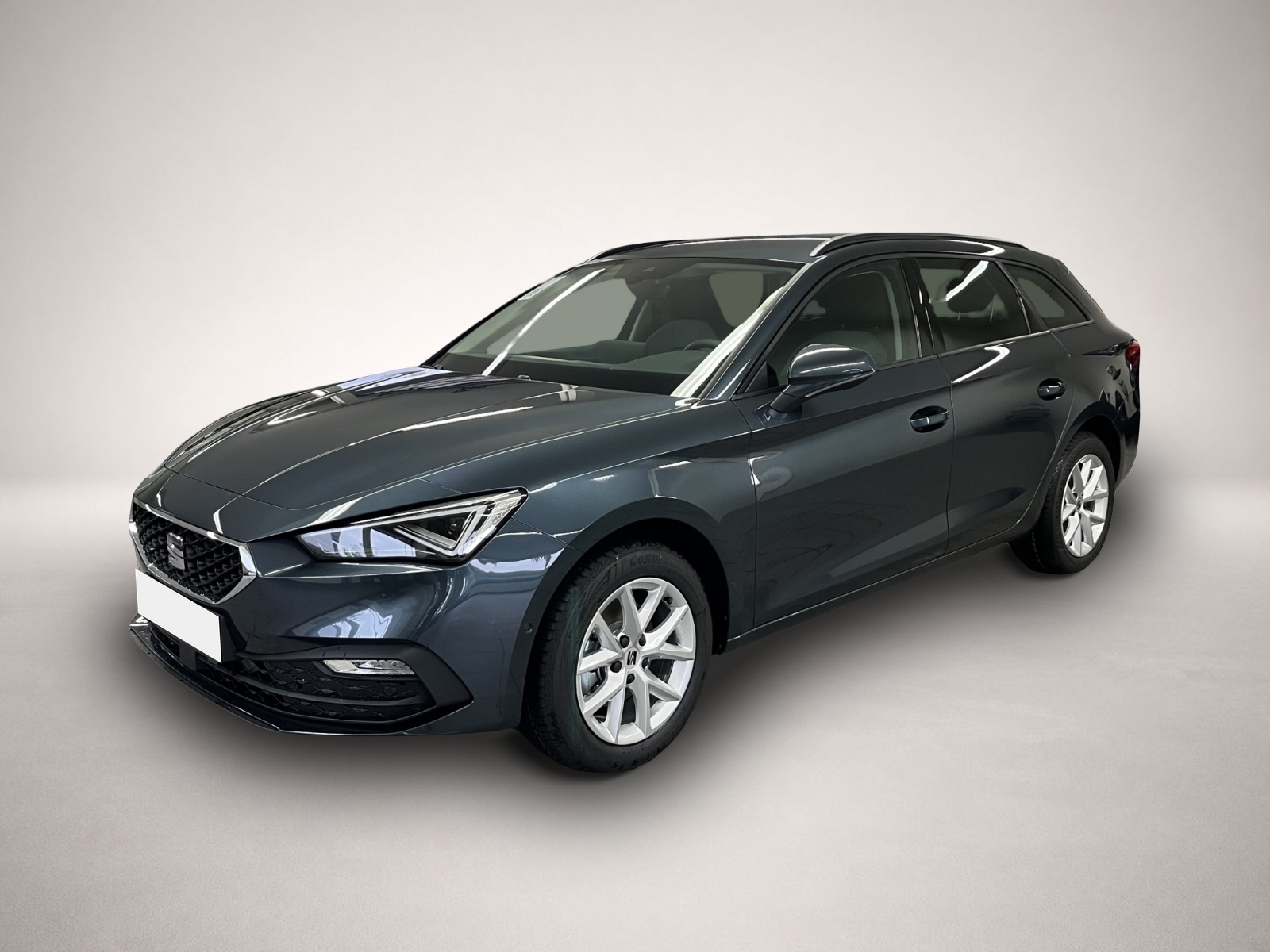 Seat Leon (08/2025, Benzin)