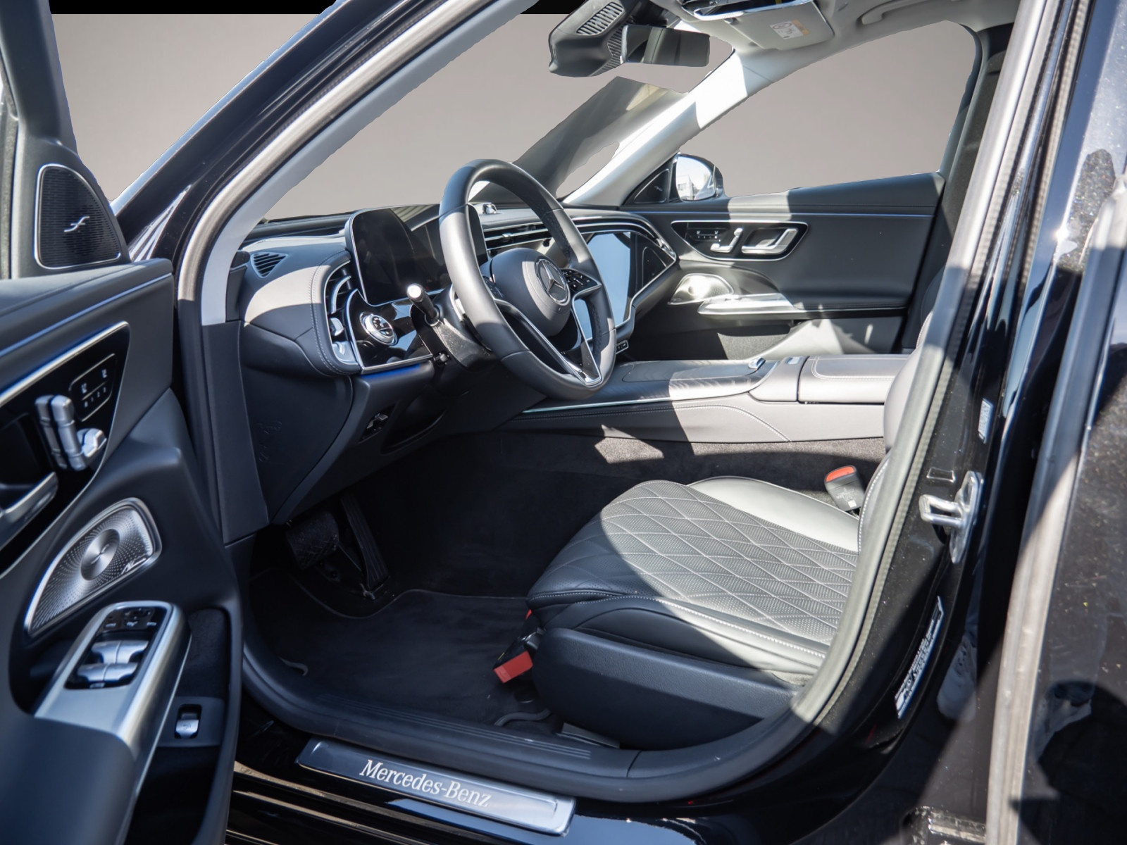 Mercedes-Benz E 300 (08/2025, Hybrid (Diesel/Elektro))