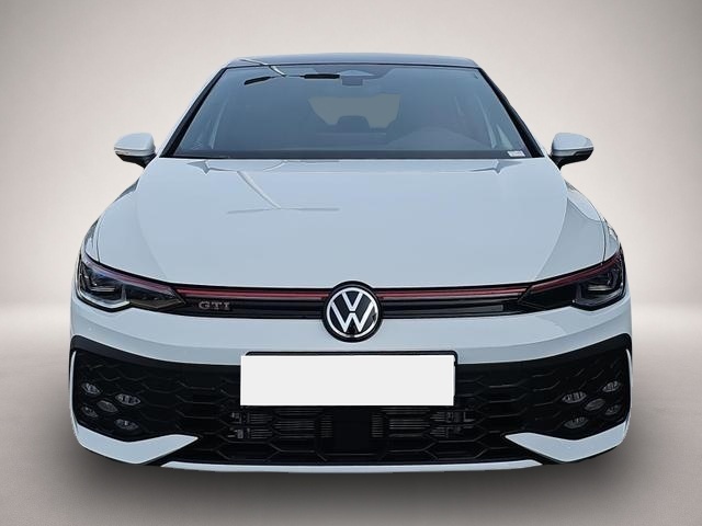 Volkswagen Golf (05/2026, Benzin)