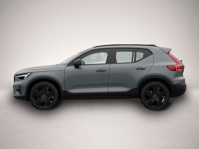 Volvo XC40 (01/2026, Benzin)