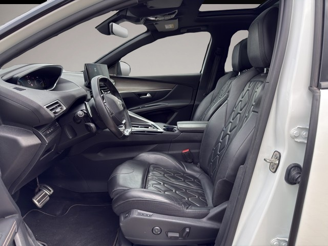 Peugeot 5008 (01/2024, Benzin)