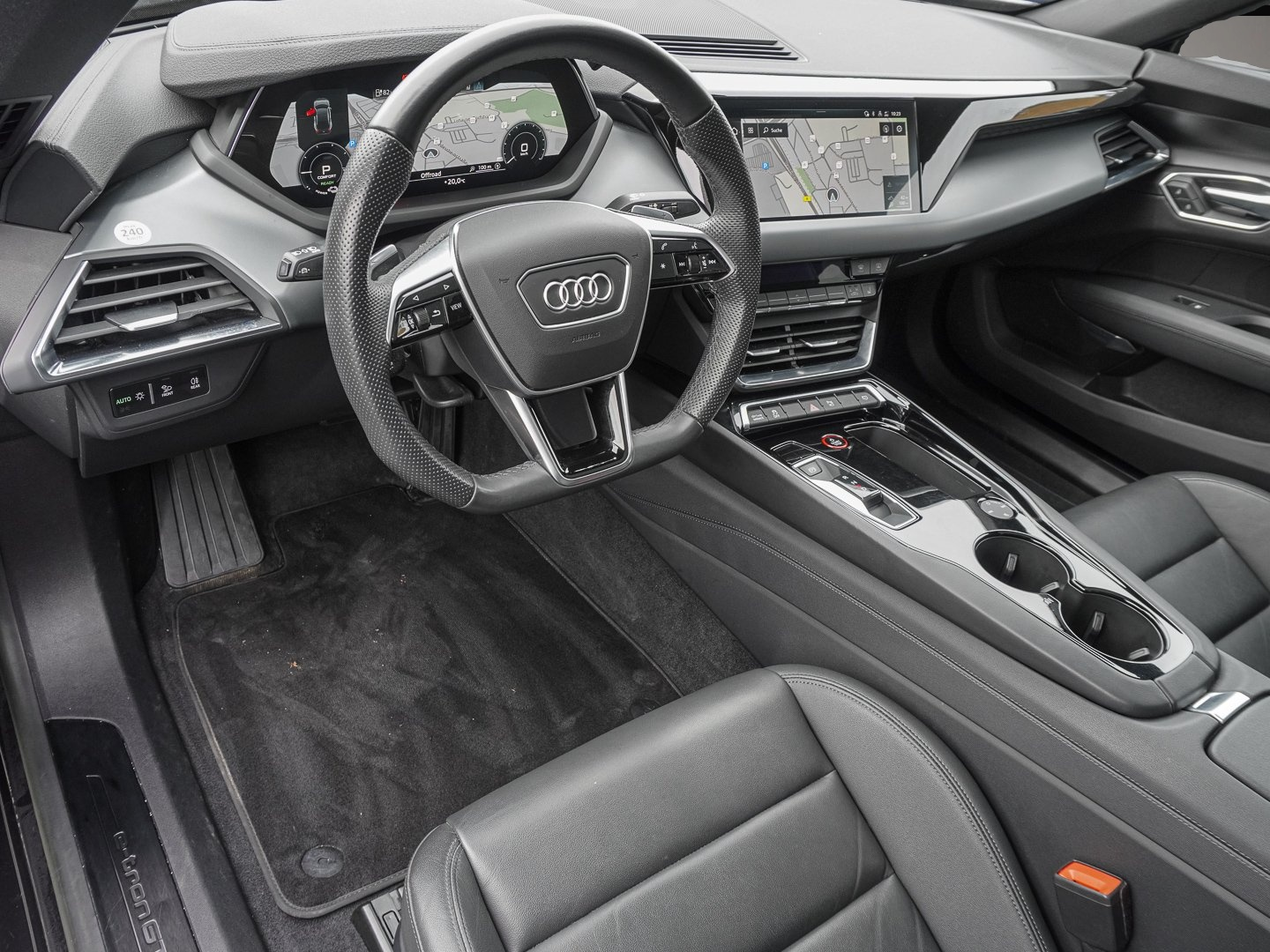 Audi e-tron GT (12/2022, ELECTRIC)