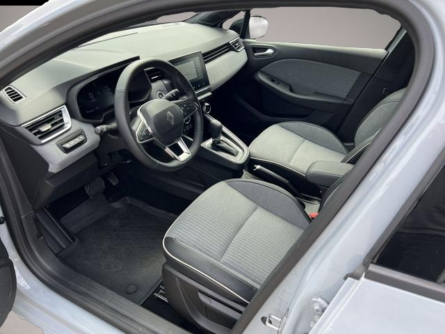 Renault Clio (05/2025, Benzin)
