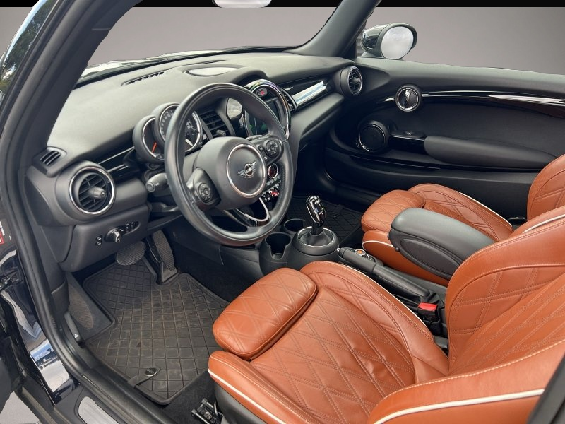 Mini Cooper (12/2019, )