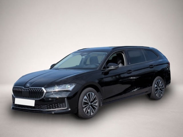 Skoda Superb (12/2025, Benzin)