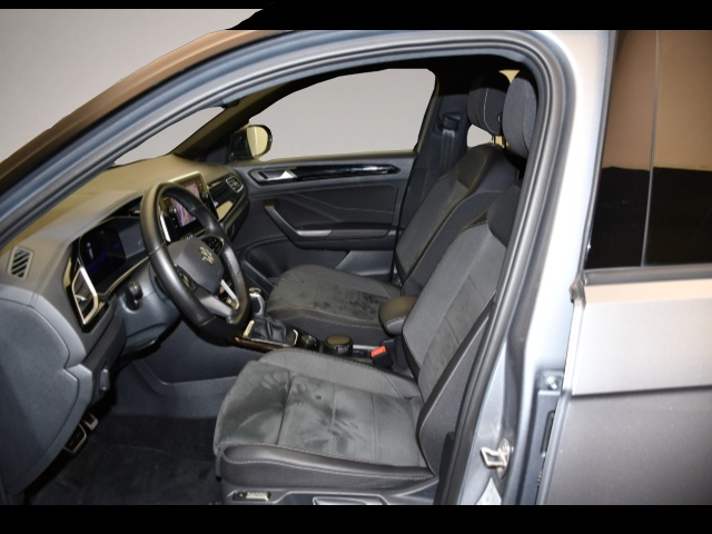 Volkswagen T-Roc (02/2023, Benzin)