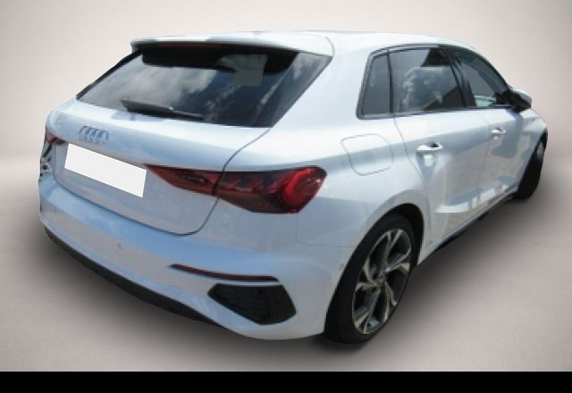 Audi A3 (04/2021, )