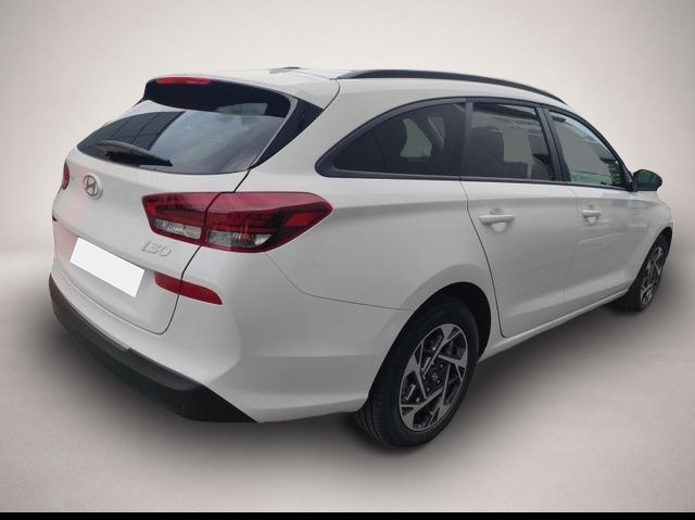 Hyundai i30 (04/2026, Benzin)