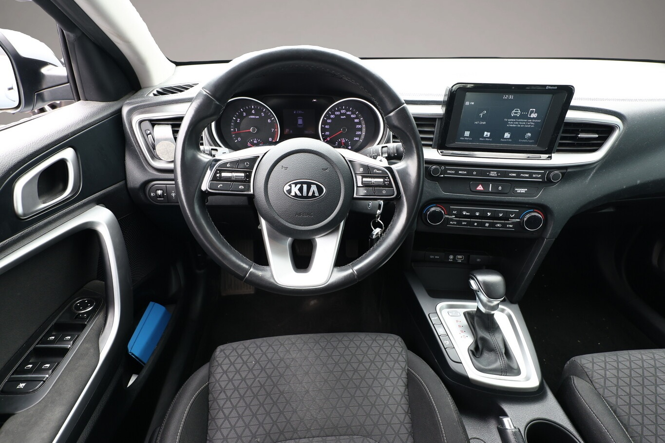 KIA cee'd / Ceed (09/2019, Benzin)