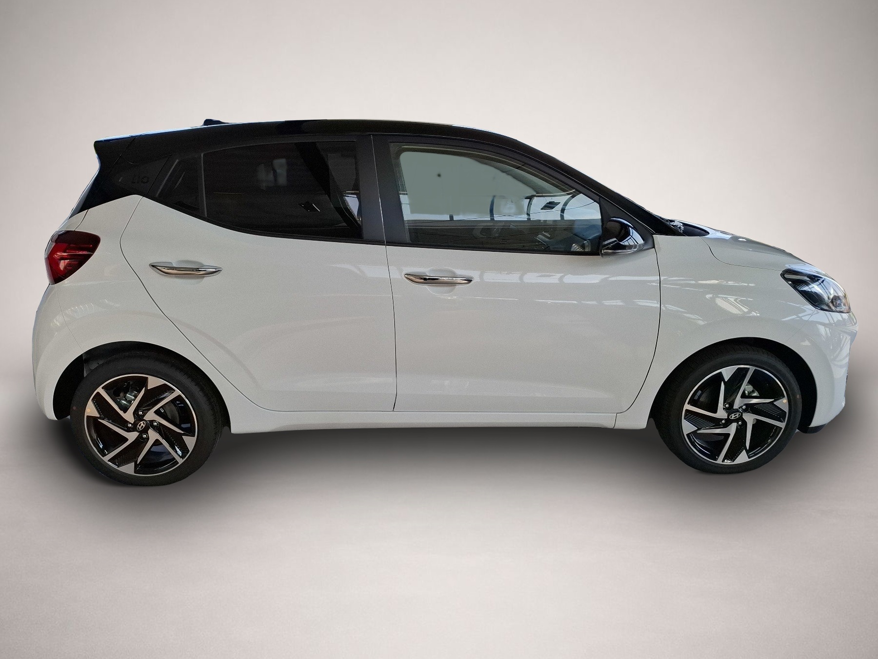 Hyundai i10 (11/2025, Benzin)